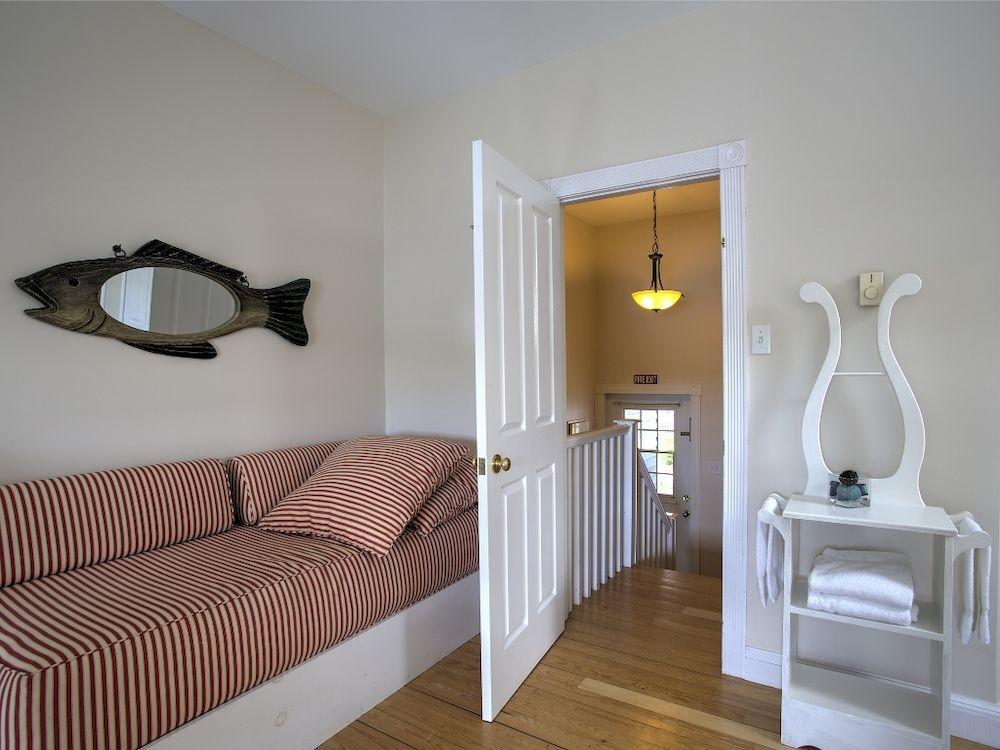 Rosewood On The Cove Cottages Hubbards Экстерьер фото